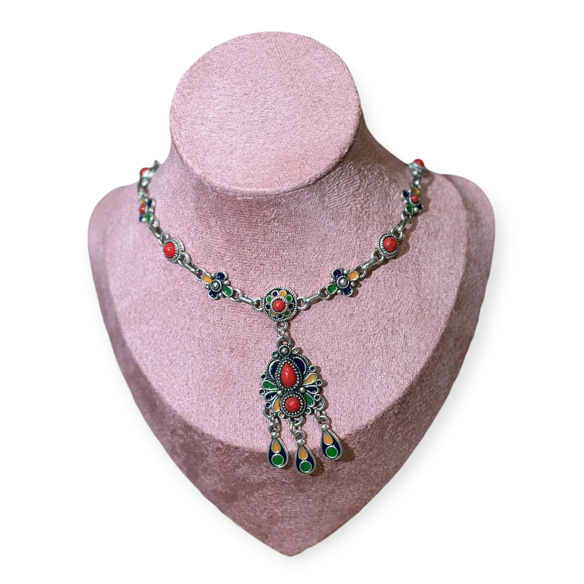 Collier salia