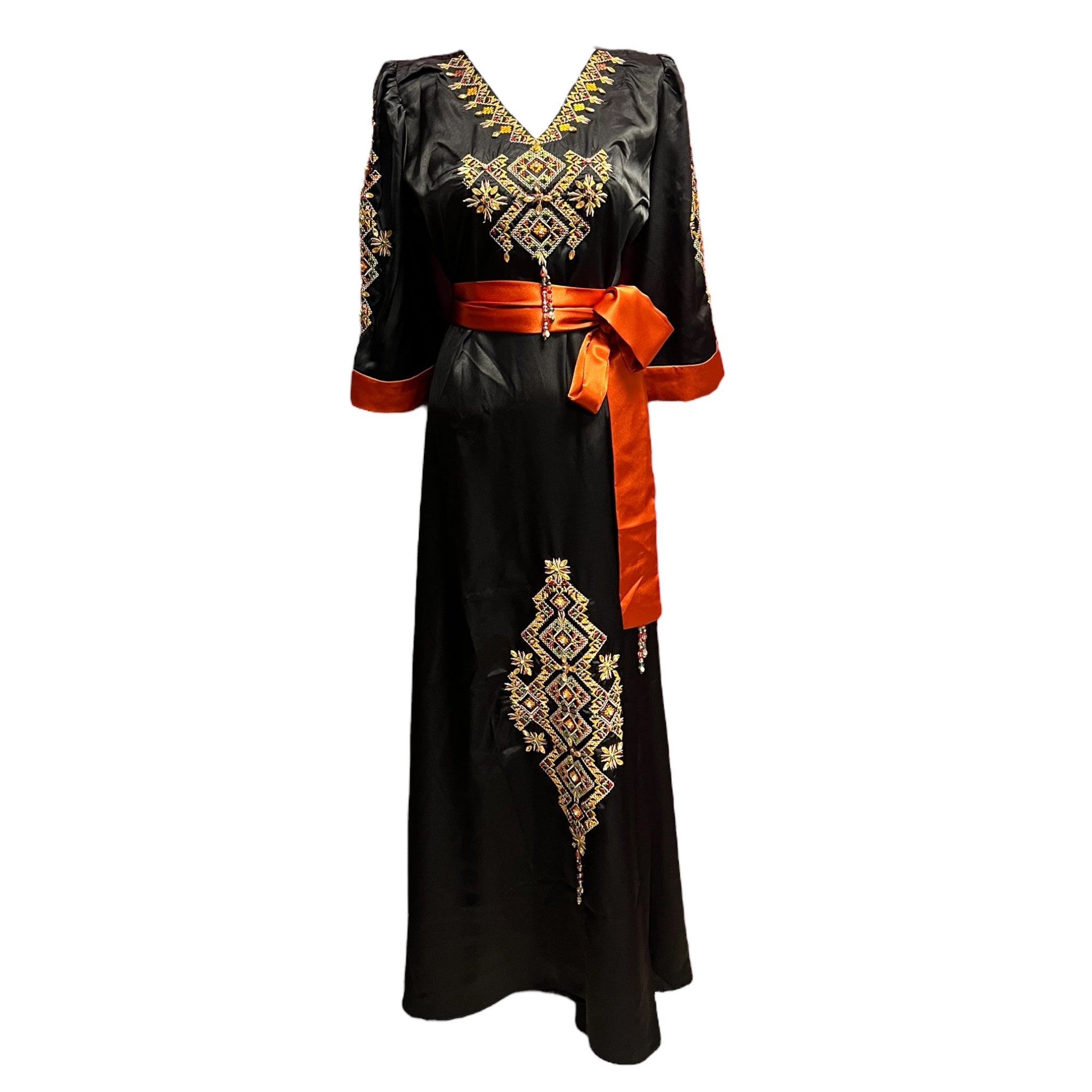 Robe satinée noir en perle - Robes Kabyles